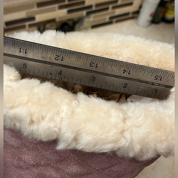 Like new MK winter boots - Picture 7 of 8